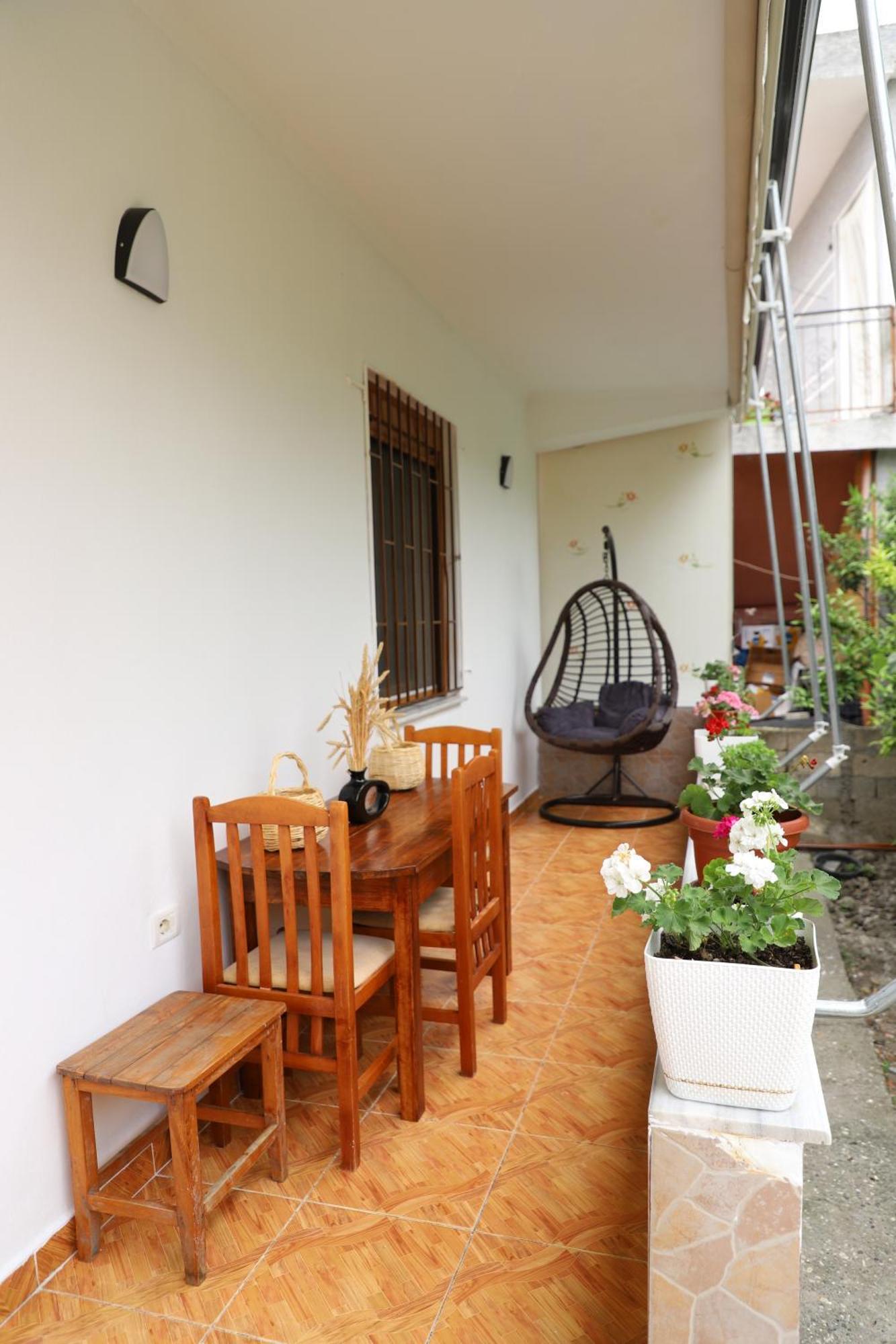 Apartment Xheison Berat Exterior photo