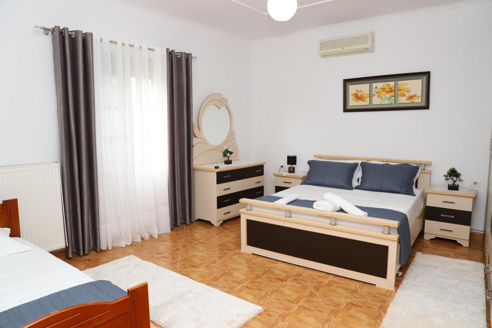 Apartment Xheison Berat Exterior photo