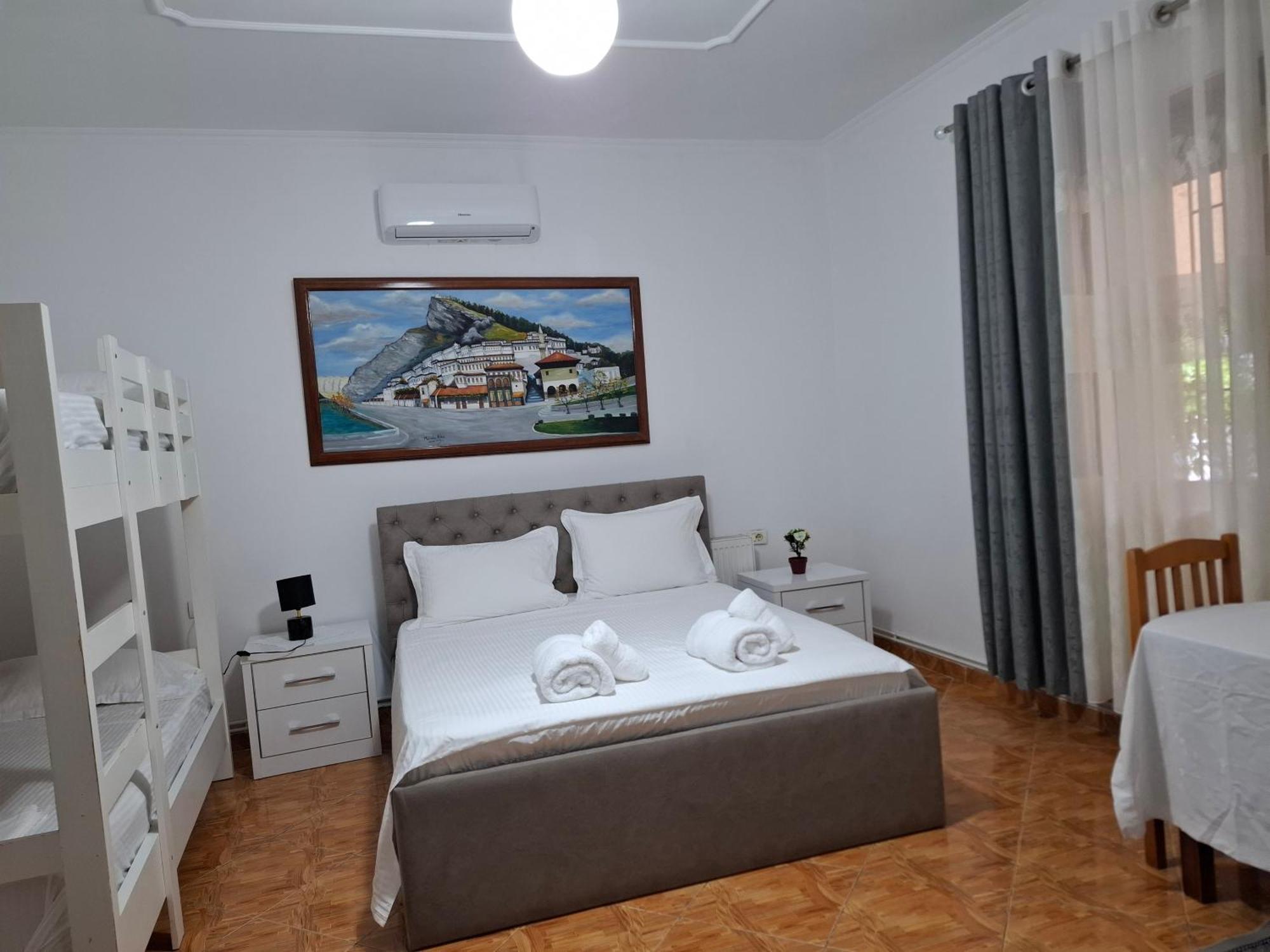 Apartment Xheison Berat Exterior photo