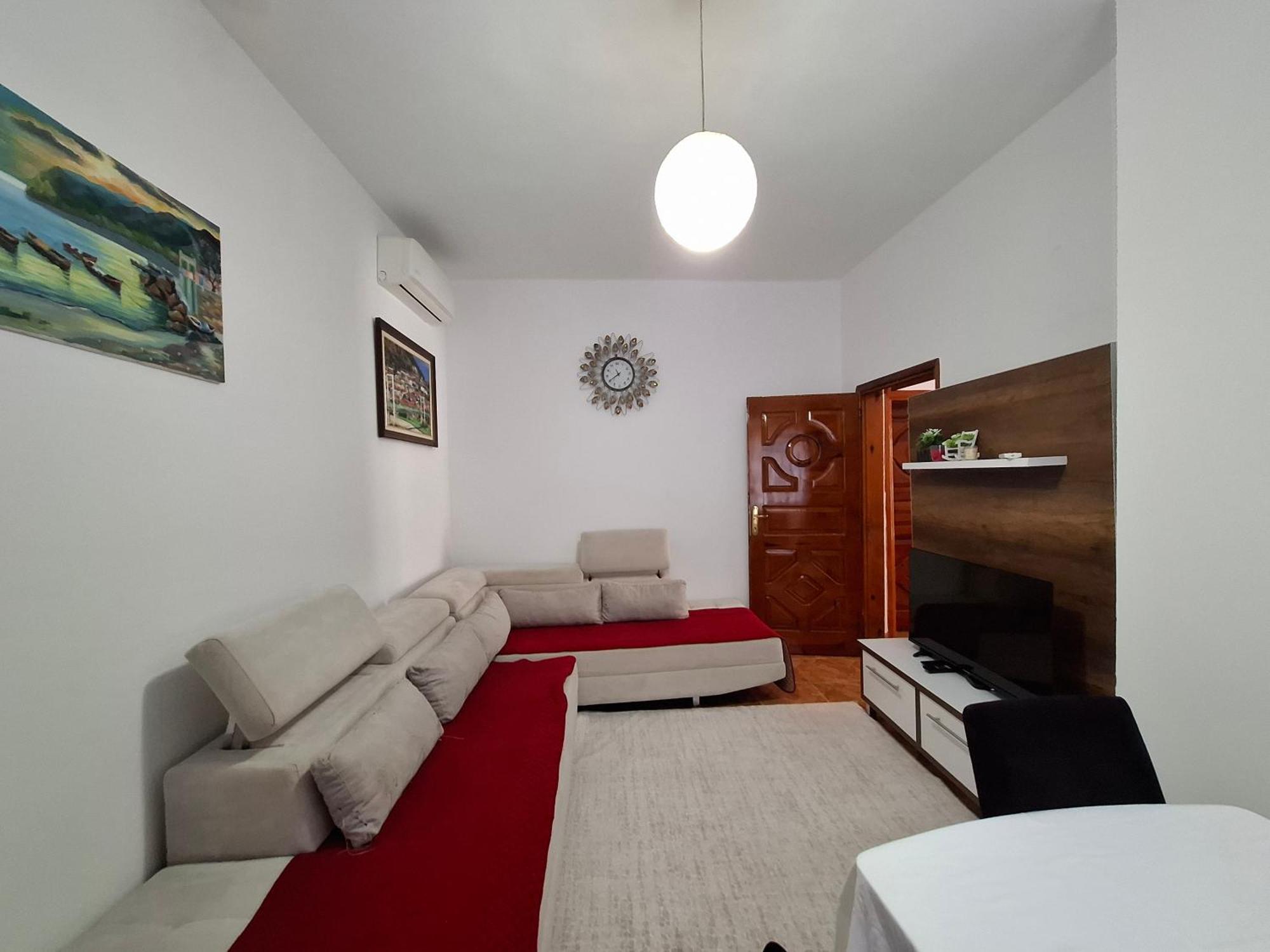 Apartment Xheison Berat Exterior photo